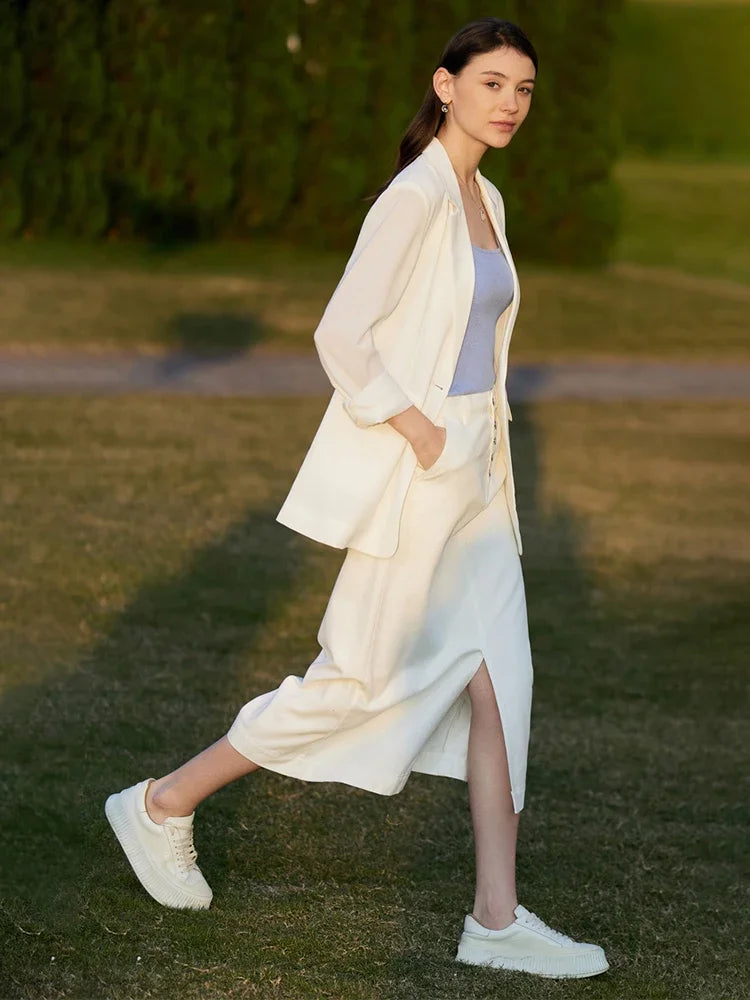 AMII Minimalism 2026 Summer New French Solid White Tanks & Camis Knitted Tops Office Lady Slim Casual Woman Clothing 72342001