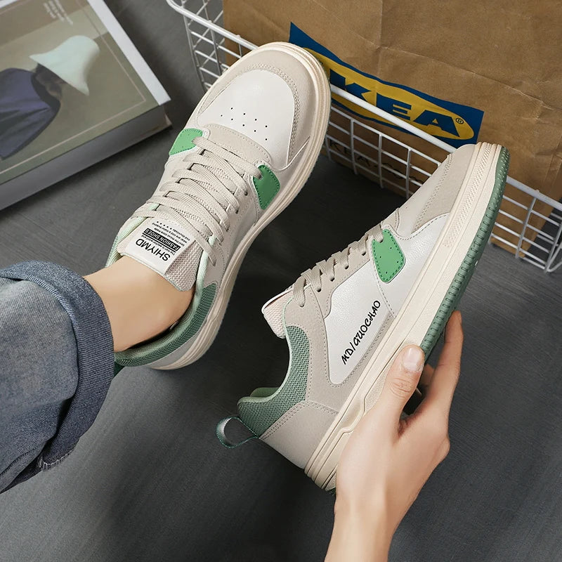 Men's Korean casual shoes Four seasons new soft-sole breathable light outdoor walking shoes fashion youth flat sports board shoe