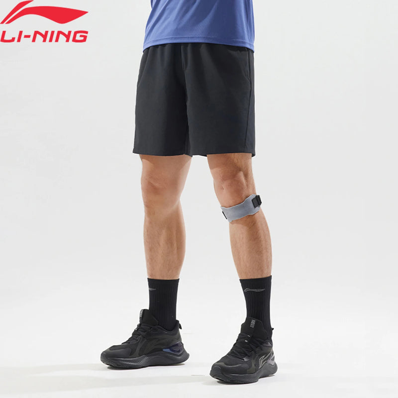 ខោខ្លីហ្វឹកហាត់បុរស Li-Ning កម្រិត AT DRY FREEZE 87.3% ប៉ូលីអាមីត 12.7% អេឡាស្តង់ ទំហំធម្មតា ខោកីឡា LiNing ដែលមានខ្យល់ចេញចូលបាន AKSV121
