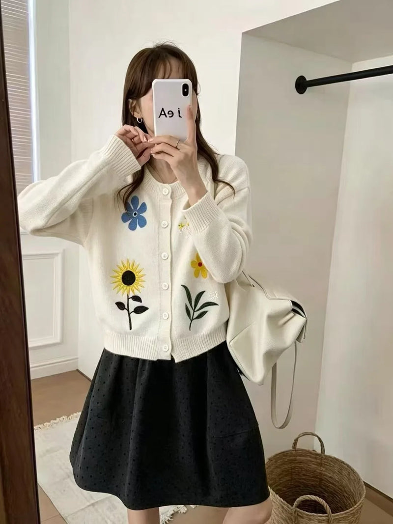 French Retro Embroidered Flower Knitted Cardigan Coat Spring Autumn New Versatile Sweater Women's Jacket Knitwear Clothing