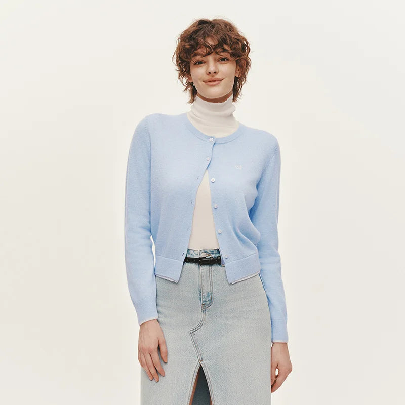 Semir Knitted Sweater Slim Fit Embroidered Pullover Women 2025 Winter Short Style Round Neck Layered Top