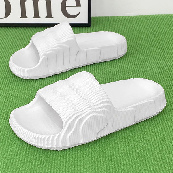 Unisex Indoor Soft Slide Slippers Summer Beach Rubber Slippers for Men And Women Comfortable Flexible Slip-On Home Shoes
