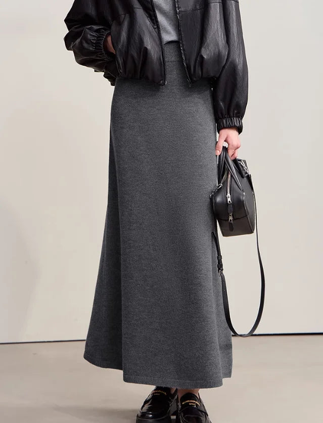 AMII Women's Sweater 2026 Winter New Minimalist Casual Loose Long Sleeve Sweater Solid Color Elegant Knitted Long Skirt 12524050