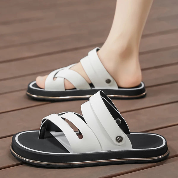 Flip-flops summer new soft-sole Men's outdoor casual sandals beach pool quick-dry breathable light flat fashion comfort sandals