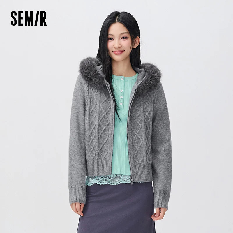 Semir Women Knit Cardigan Cropped Cable Knit Detachable Plush Collar Modern Style Versatile 2026 New Winter Daily Wear