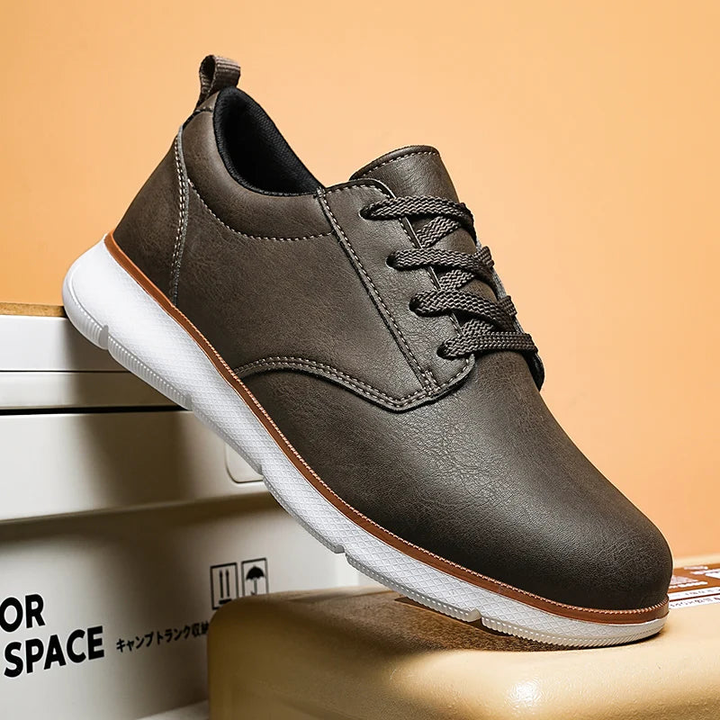 Mens Walking Shoes Fashion Leather Retro Casual Shoes Flat Plus Size Comfortable Outdoor Sports Lace-up Trendy Sneakers for Man