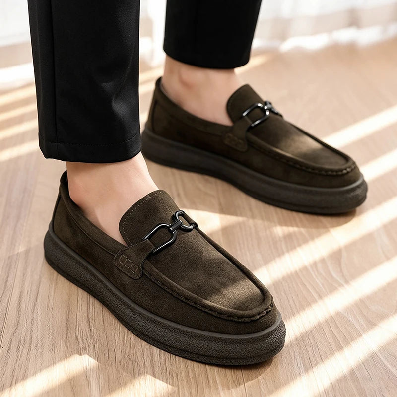 Men's High-Quality Slip-On Casual Shoes Four Seasons New Breathable Light Soft-Sole Comfort Lazy Shoes Fashion Joker Dress Shoes