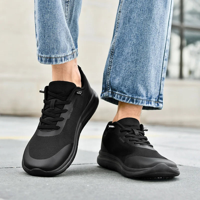 Men's light casual shoes four seasons soft-sole anti-slip fashion breathable walking sports shoes chef hotel kitchen work shoes