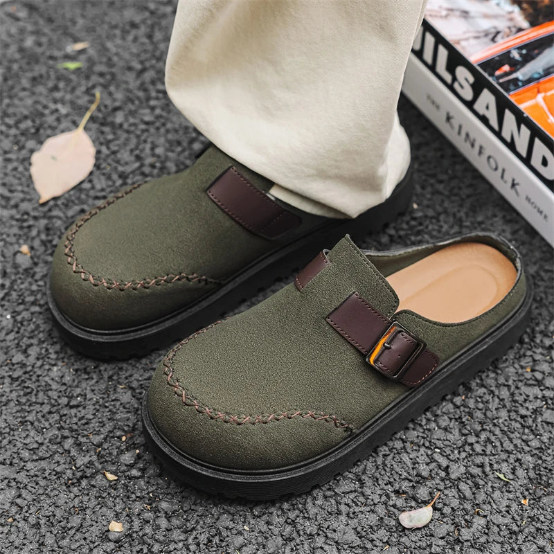 Men's slip on casual slippers summer new anti-slip soft-sole breathable lightweight outdoor walking slippers youth half slippers