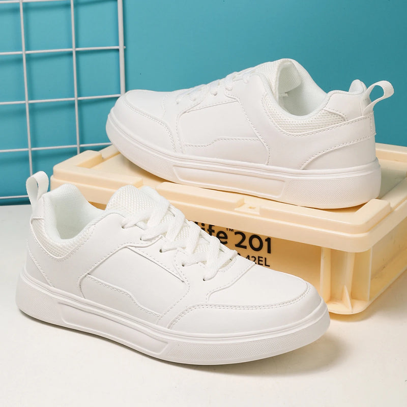 Mens Board Shoes 39-46 Plus Size 2026 New Student Four Season Flat Comfortable Fashion Casual Lace-up Sports Shoes for Men