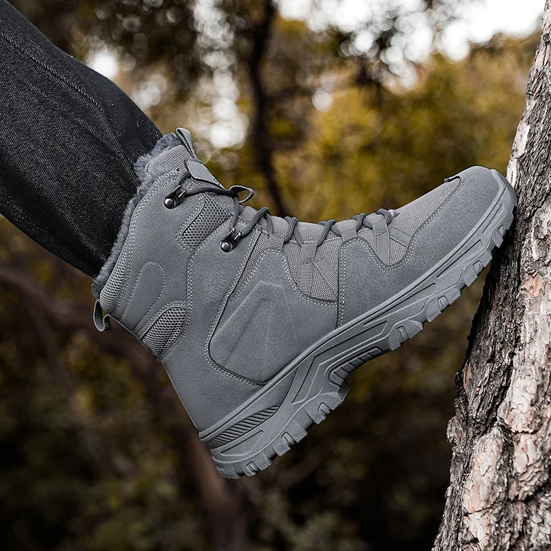 Men's Hiking Boots Winter New Warm Plush Anti-Slip High-Top Cotton Boots Soft Sole Comfortable Outdoor Sports Walking Tide Boots