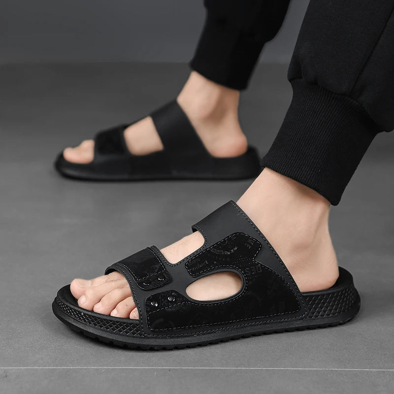Men's casual slip-on slippers New summer soft-sole anti-slip outdoor walking beach shoe breathable light fashion sports slippers