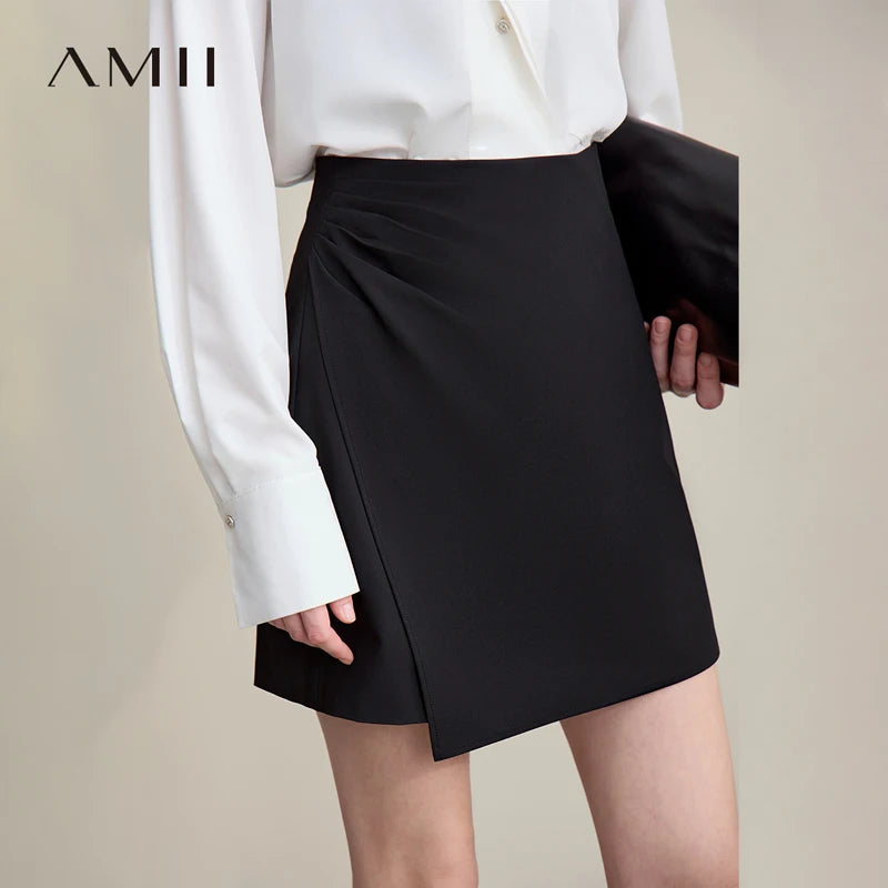 សំពត់ខ្លី Amii រដូវស្លឹកឈើជ្រុះឆ្នាំ ២០២៦ សំពត់ខ្លីរាងអក្សរ A ថ្មីសម្រាប់ធ្វើដំណើរទៅធ្វើការពណ៌រឹង សម្លៀកបំពាក់ស្ត្រីដែលអាចប្រើប្រាស់បានច្រើនយ៉ាង 12611004