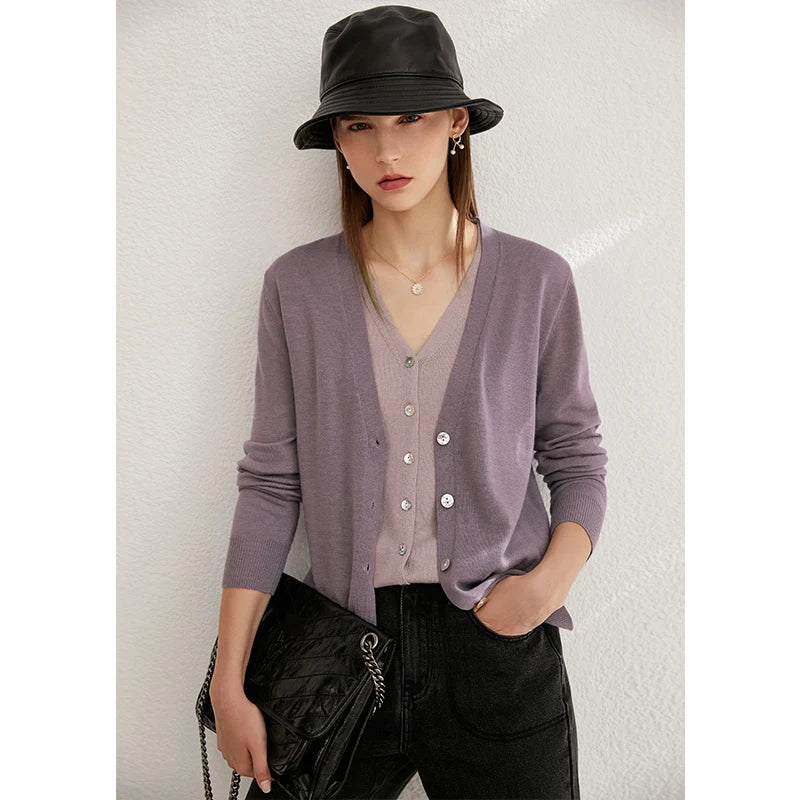 អាវក្រៅ Amii Minimalism Woolen Cardigan សម្រាប់ស្ត្រី រដូវស្លឹកឈើជ្រុះ ឆ្នាំ២០២៤ អាវក្រៅការិយាល័យថ្មី V-neck លាយបញ្ចូលគ្នាក្លែងក្លាយពីរ 12443205