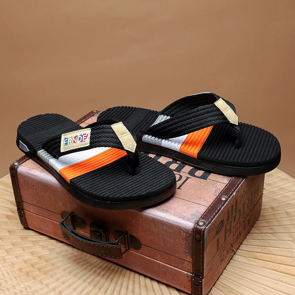 Flip-flops summer new soft-sole anti-slip comfort outdoor beach shoes breathable lightweight men's fashion Joker casual slippers