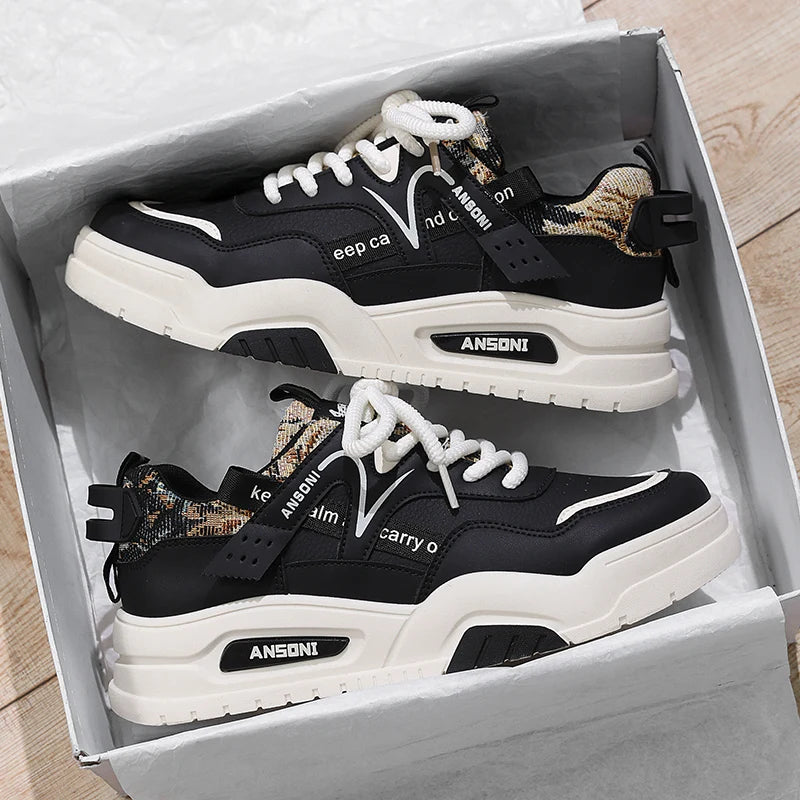 Men's fashion Korean casual shoes four seasons soft sole non-slip breathable outdoor walking shoes Thick sole sports board shoes
