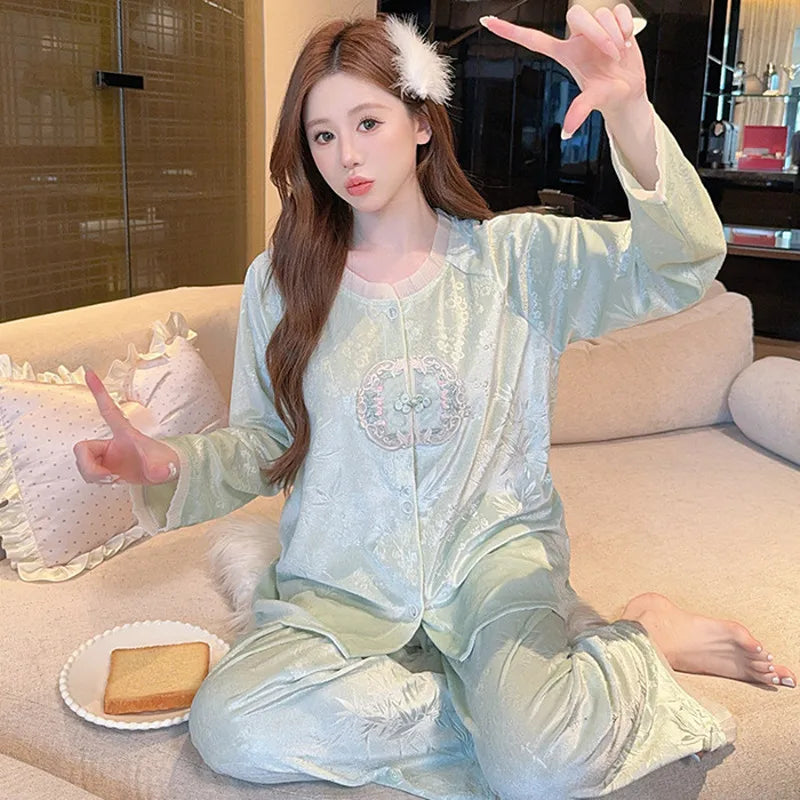 High-end Gold Silk Velvet Sleepwear For Women Spring Autumn Home Clothes Long Sleeves Outdoor Wear Suit For Winter Pajamas Set