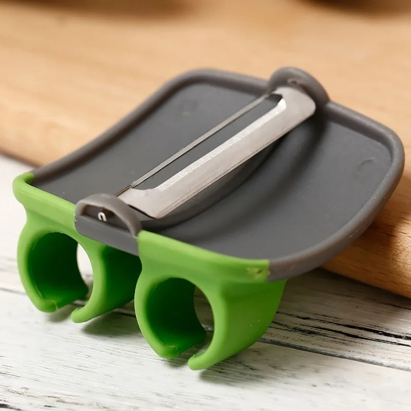 1pc Stainless Steel Handheld Peeler, Effortlessly Peels, Non-Electric, Suitable for Ingredients Like Carrots And Pumpkins.