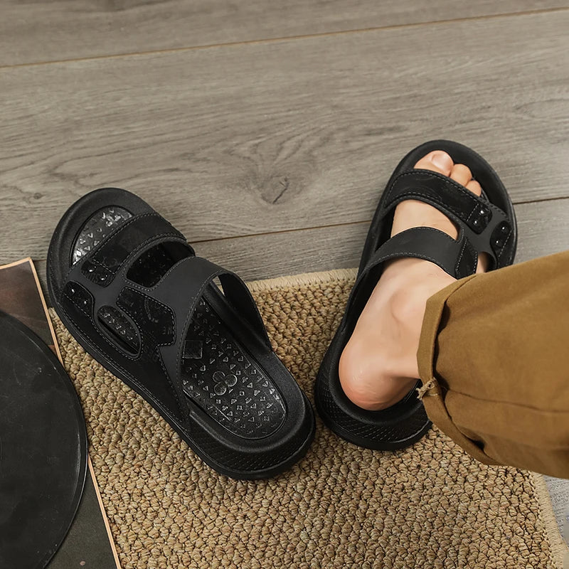 Men's casual slip-on slippers New summer soft-sole anti-slip outdoor walking beach shoe breathable light fashion sports slippers