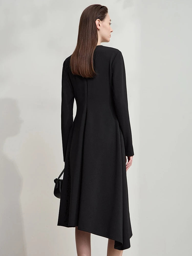 AMII Elegant Women's Dress 2026 Autumn New Minimalism Straight Midi Dresses Slim Asymmetrical Knitted Woman Clothing 12543080