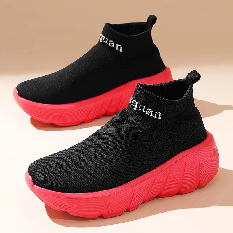 Couples Casual Sports Shoes Summer 2025 Breathe Lightweight Walking Shoes Daily Training Sneakers for Men Women