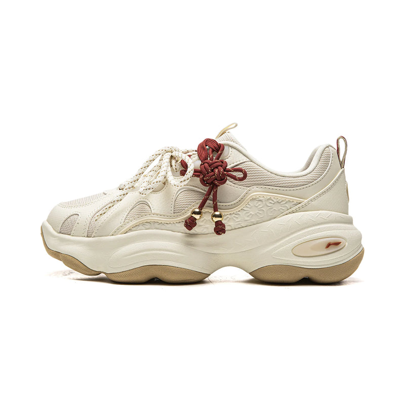 ស្បែកជើង Li-Ning ស្ត្រី MIA 3 របៀបរស់នៅ COMFOAM ទន់ Rebound មានផាសុកភាព ស្បែកជើងដើរ LiNing បុរាណ ស្បែកជើងប៉ាតាធម្មតា AGCW006