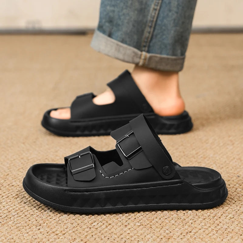 Men's fashion casual sandals summer new lightweight breathable outdoor beach shoes youth driving soft-sole dual-purpose slippers