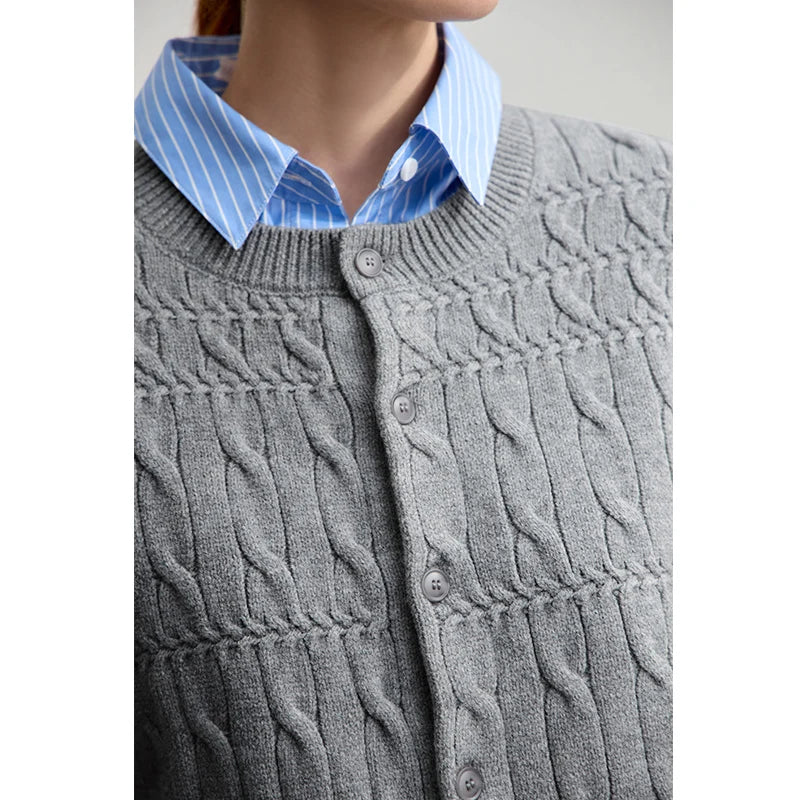 AMII Women 2026 Winter New Casual Cardigans Round Neck Straight Cardigan for Lady Vintage Elegant Short Knitted Top 12544197