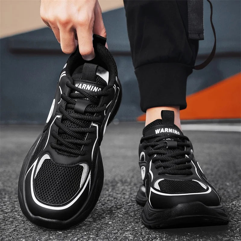 Men's breathable casual sports shoes Four seasons new soft sole non-slip outdoor racing running shoes student speed sports shoes