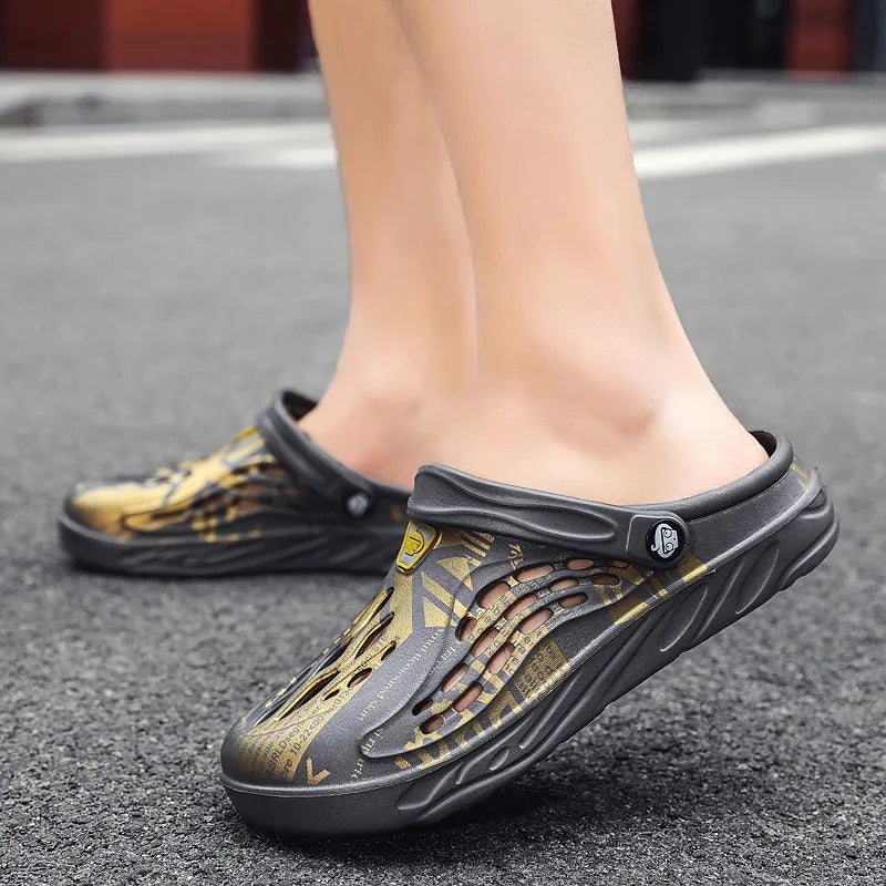 Summer fashion Breathable lightweight men's Casual Slip on Beach Sandals Waterproof Garden Shoes outdoor hollow walking slippers