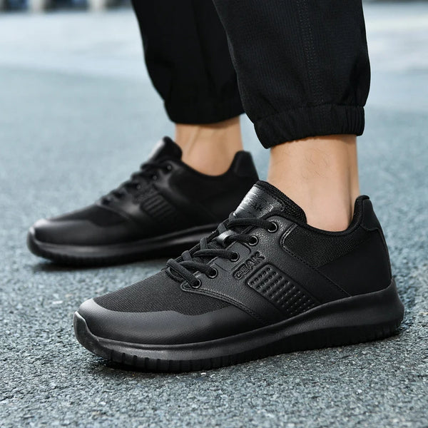 Chef Shoes Non-Slip Four Seasons Breathable Hotel Kitchen Work Shoes Light Outdoor Men's Plus Size Casual Sports Walking Shoes