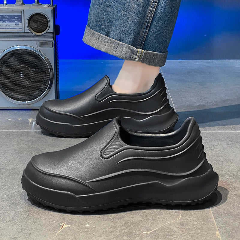 Hotel Chef Shoes Summer New Light Waterproof Non-Slip Oil-Proof Kitchen Work Shoes Men's Fashion Casual EVA Outdoor Walking Shoe