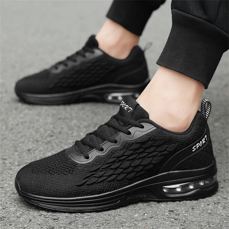 Men women's mesh casual sneakers four seasons new breathable light soft-sole shock-absorbing outdoor couple running sports shoes