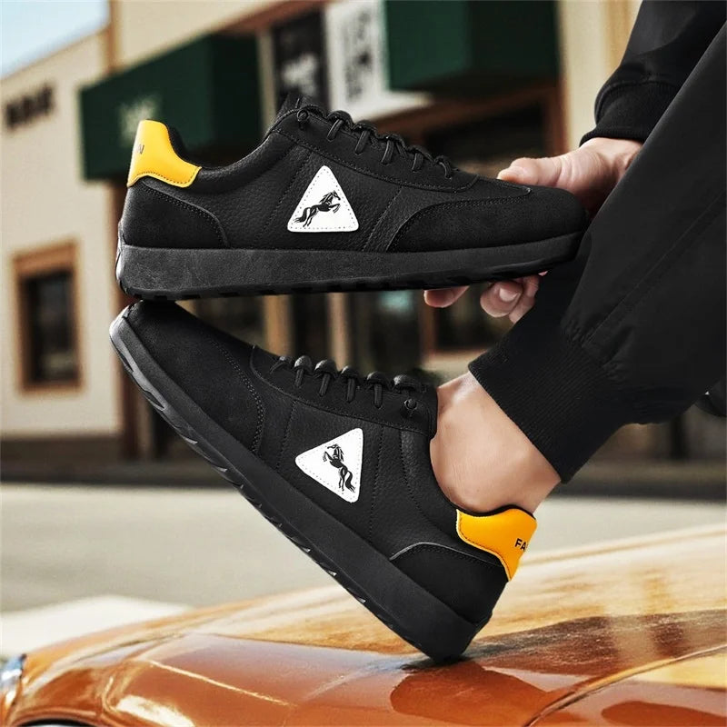 Men's comfort casual shoes four seasons new soft-sole anti-slip outdoor walking shoes fashion youth light sports running shoes