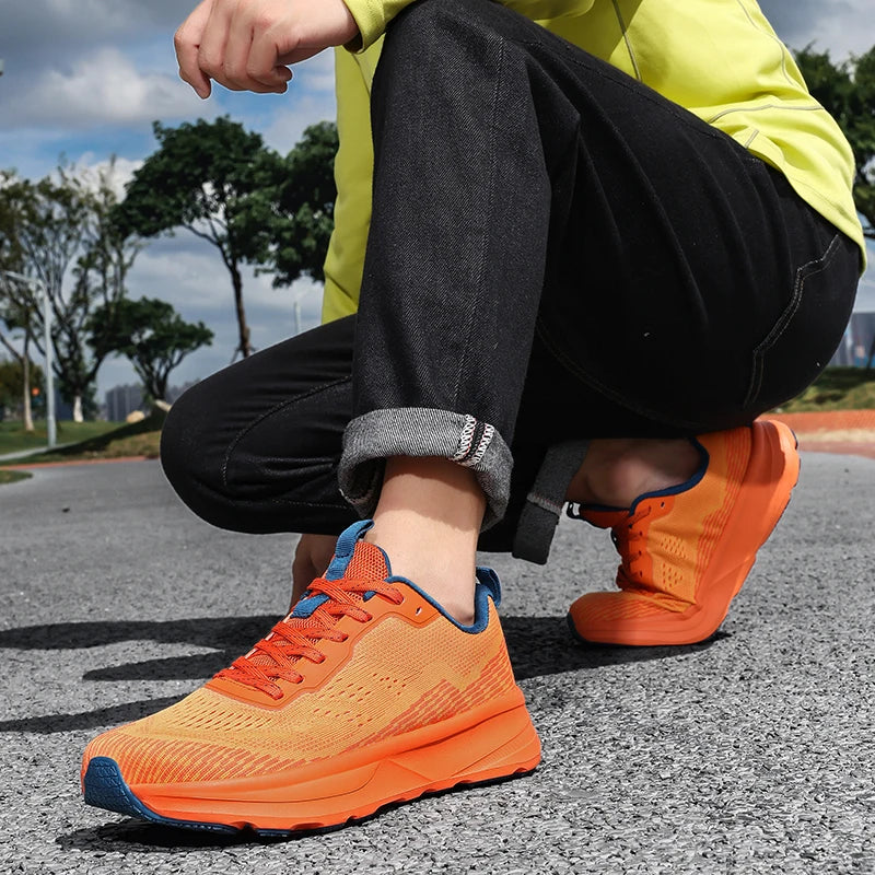 Men's wide-palm sports shoes four seasons soft sole outdoor casual running shoes fashion student mesh light breathable sneakers