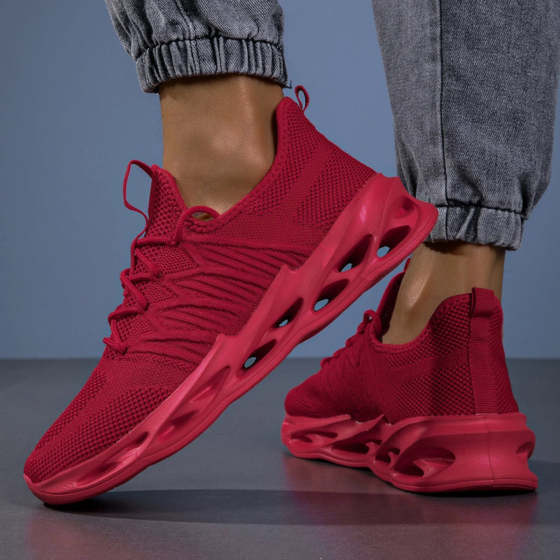 Men Sports Shoes Trendy Mesh Breathable Soft Sole Light Outdoor Running Shoes New Comfort Versatile Summer Casual Tennis Shoes