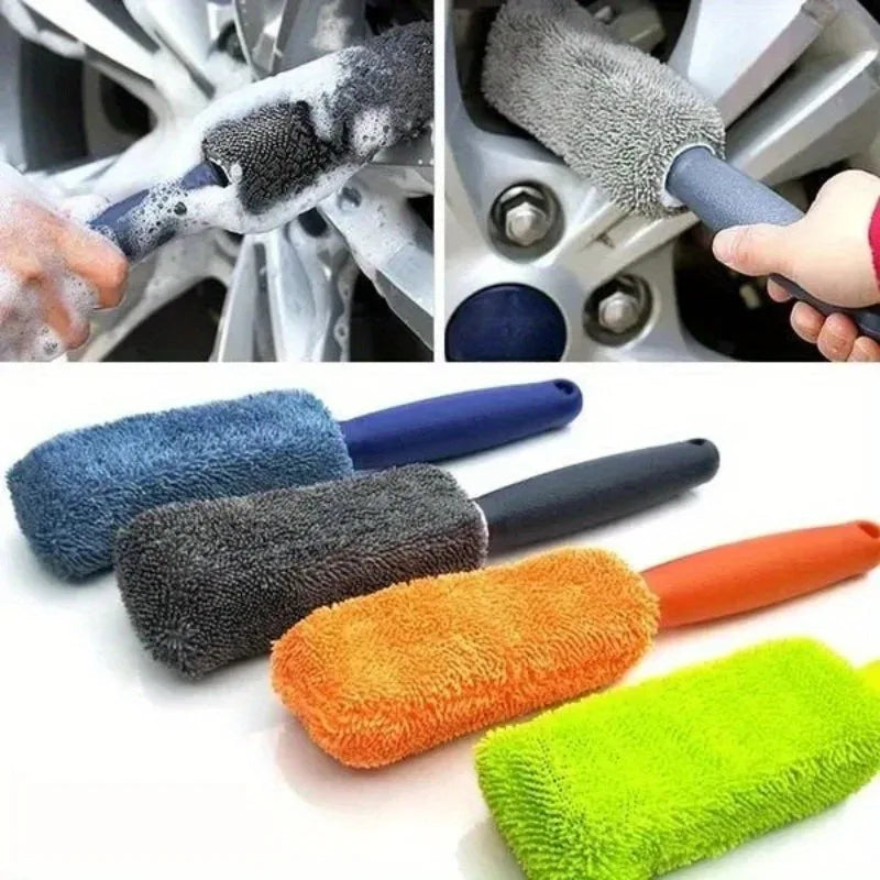 1pc Microfiber Car Tire Brush With Long Handle, Car Wheel Hub Brush,Car Maintenance, Cleaning Supplies.for Cars, motorcycles.