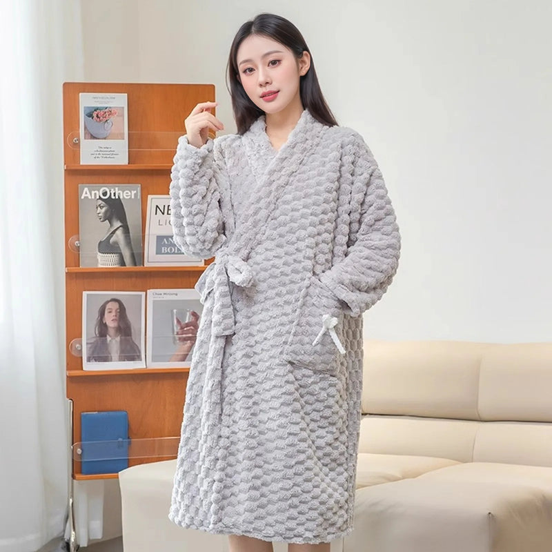 Pyjamas Femme New Loose Robe Women's Sleepwear Winter Nightwear Dressing Gowns Thick Flannel Warm Bathrobes Female Shower