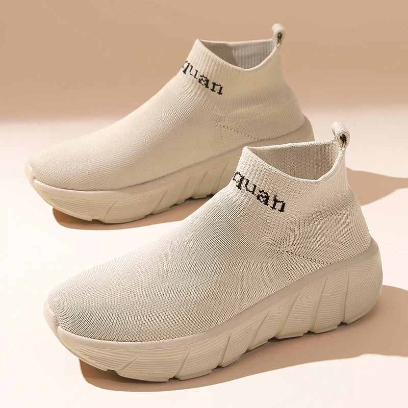 Couples Casual Sports Shoes Summer 2025 Breathe Lightweight Walking Shoes Daily Training Sneakers for Men Women