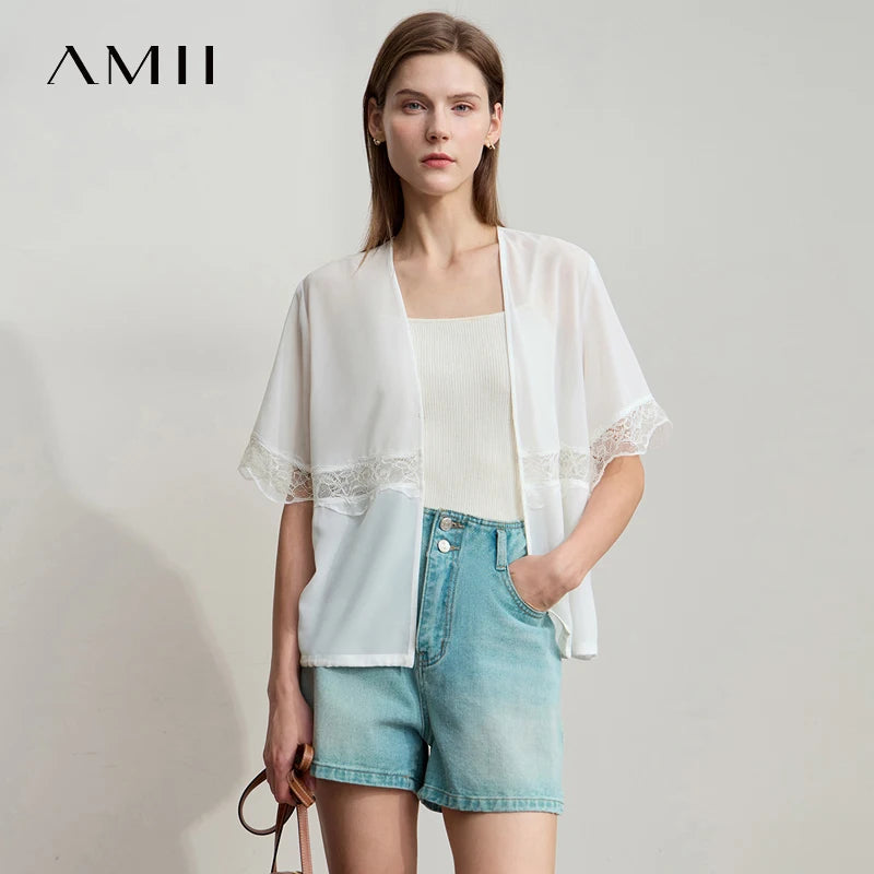 អាវ Amii Minimalist Beige Chiffon អាវស្ត្រីរដូវក្តៅឆ្នាំ ២០២៥ ថ្មីសម្រាប់នារីការិយាល័យធម្មតា V-neck Lace Solid Blouse Elegant Fairy Top 12522146