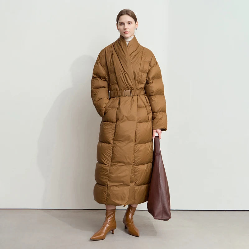 អាវធំ Amii Long Down Coats 2025 ថ្មីក្តៅជាមួយខ្សែក្រវ៉ាត់ Down Jacket អាវក្រៅរដូវរងារបស់ស្ត្រី V-Neck ដៃវែងក្រាស់ 12424002