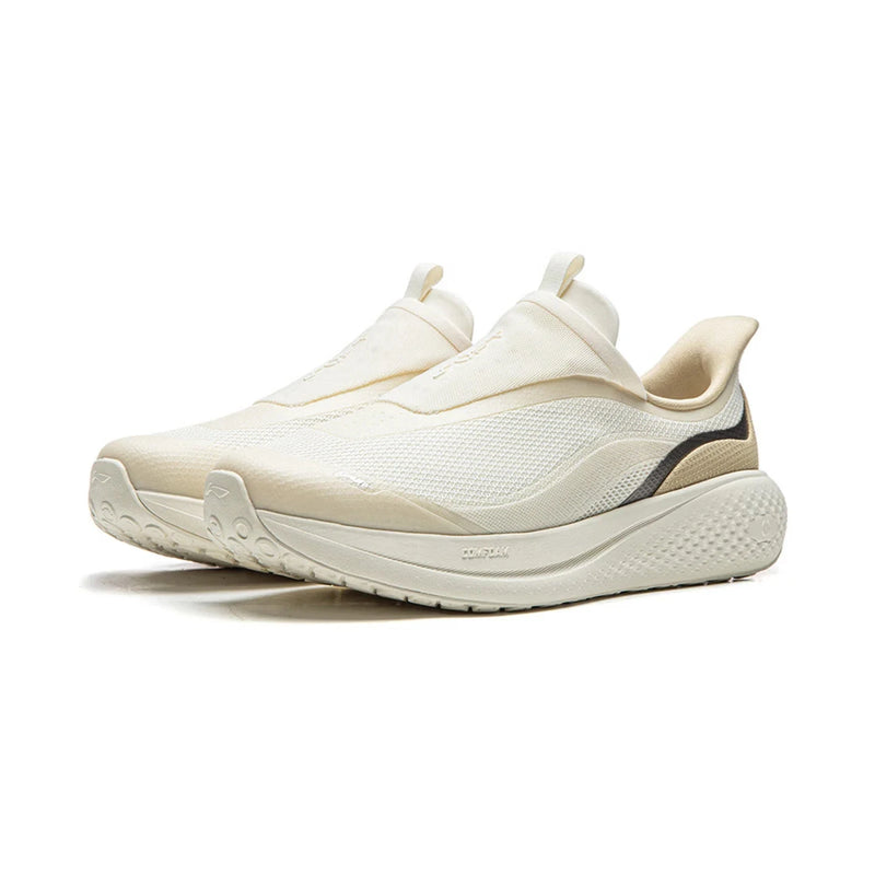 ស្បែកជើង Li-Ning សម្រាប់នារី SOFT GO 3 SLIP ON COMFOAM មានខ្យល់ចេញចូលបានល្អ ដើរលេងធម្មតា ស្បែកជើងប៉ាតា LiNing ធន់នឹងការពាក់ AGLW010