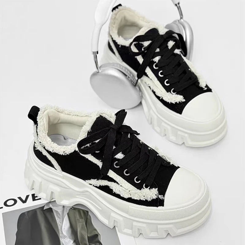 Men's Thick-sole Casual shoes Four Season New Breathable Light Heighten Soft-sole Comfort Outdoor Walking Fashion Joker Sneakers