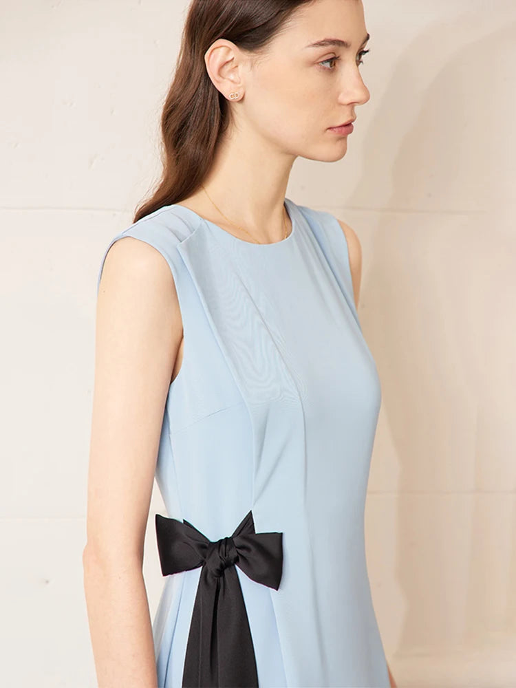រ៉ូប AMII Minimalism សម្រាប់នារី ពណ៌ផ្ទុយគ្នា រចនាដោយខ្សែចង រដូវក្ដៅឆ្នាំ២០២៥ រ៉ូបថ្មី រចនាដោយបារាំង ពណ៌ខ្មៅ ដៃខ្លី អាវទ្រនាប់ 12352002