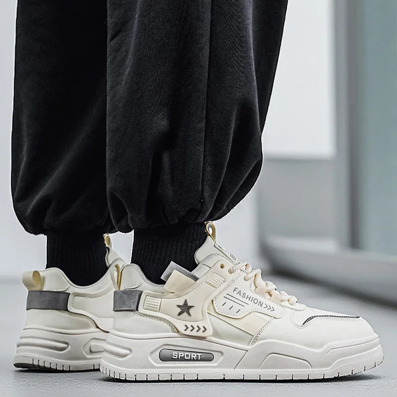 Men's thick-sole casual shoes Four seasons new soft-sole anti-slip comfort outdoor walking shoes fashion flat sports board shoes