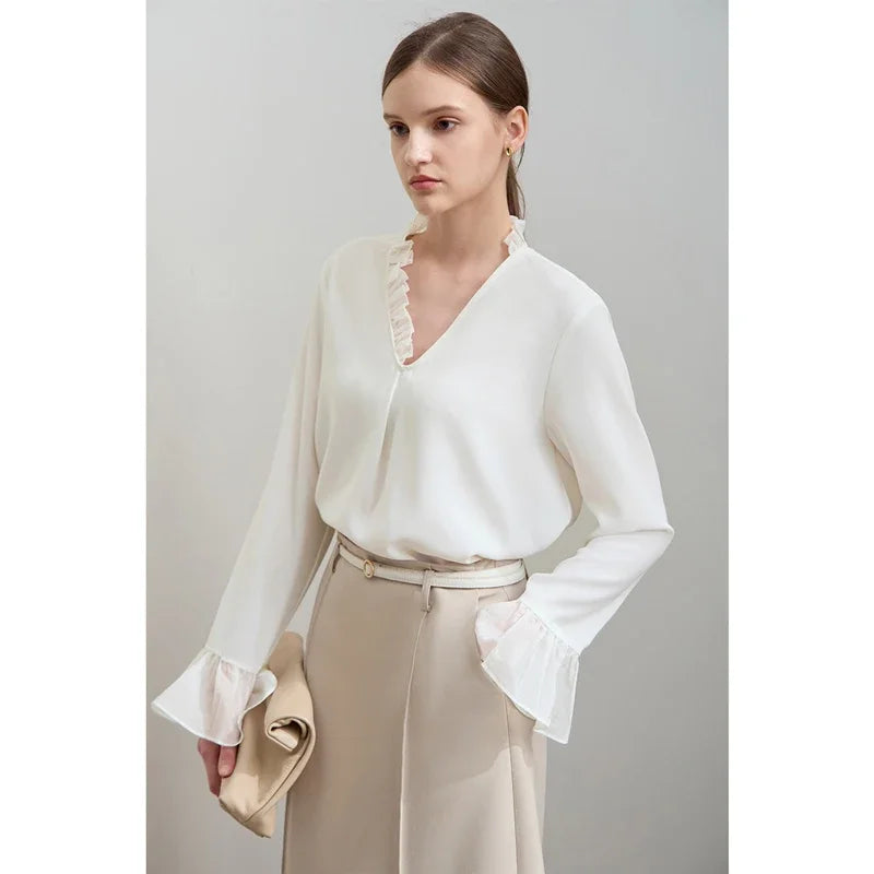អាវ AMII Minimalist Chiffon សម្រាប់ស្ត្រី រដូវស្លឹកឈើជ្រុះឆ្នាំ ២០២៥ អាវការិយាល័យថ្មី V-neck Ruffle Splicing អាវដៃវែងរលុង 12511078