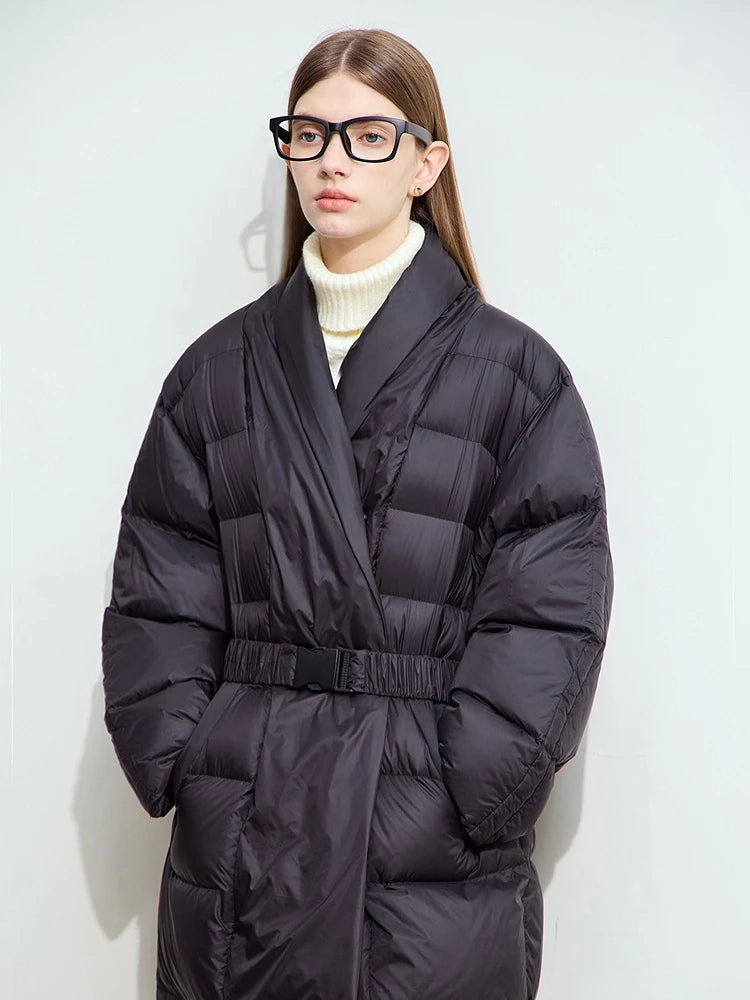 អាវធំ Amii Long Down Coats 2025 ថ្មីក្តៅជាមួយខ្សែក្រវ៉ាត់ Down Jacket អាវក្រៅរដូវរងារបស់ស្ត្រី V-Neck ដៃវែងក្រាស់ 12424002