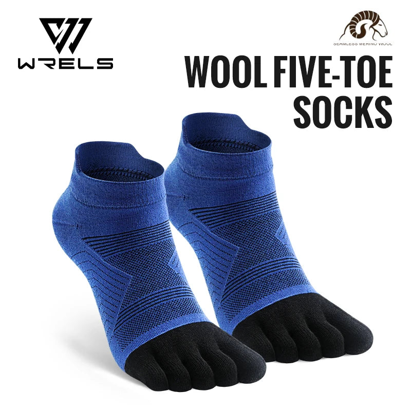 WRELS Merino Wool Socks For Men, Super Thick Hiking Socks Thermal Socks For Cold Weather Sock for Man