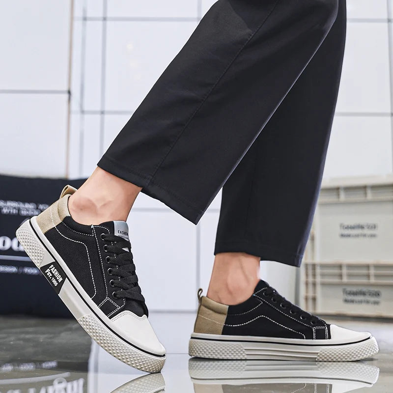 Men's plus-size canvas shoes summer breathable soft-sole non-slip comfort outdoor walking shoes Fashion youth sports board shoes