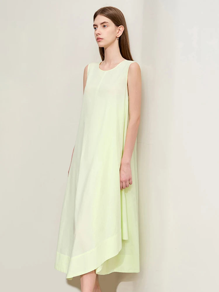 រ៉ូបវែង Amii Minimalism សម្រាប់នារី រដូវក្តៅ ឆ្នាំ២០២៦ រ៉ូបថ្មី កអាវ O-Neck ដៃអាវគ្មានដៃ រាងមិនទៀងទាត់ រ៉ូបរាងអក្សរ A រលុង ឆើតឆាយ 12452024